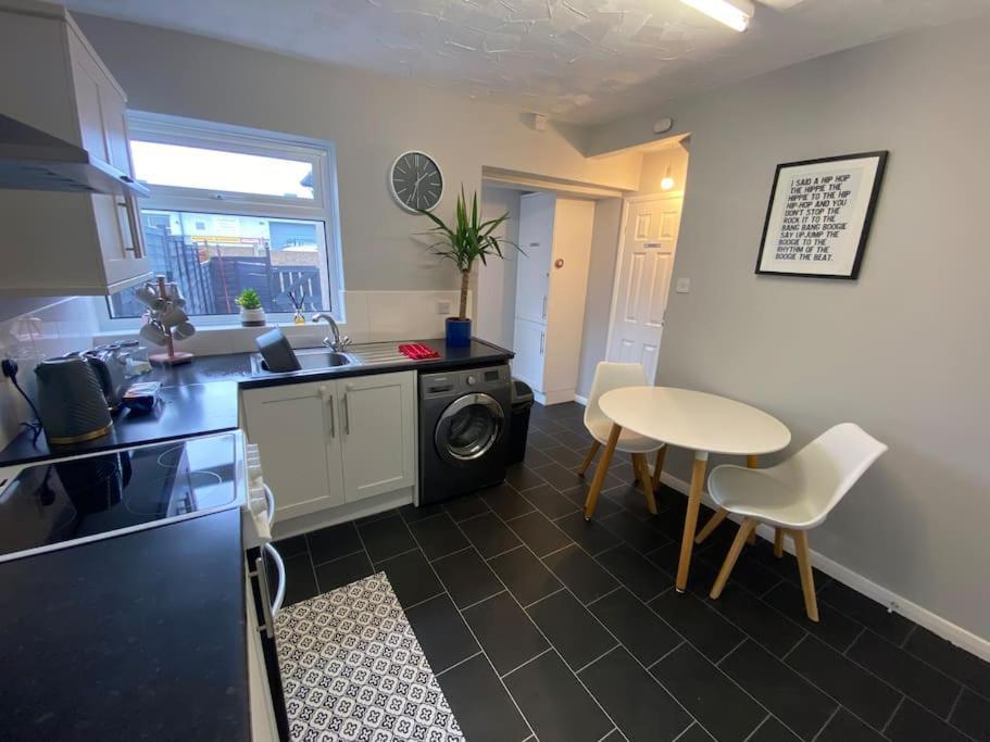 Seaside 2 Bed Townhouse, Near Cleethorpes Station Villa Exterior foto